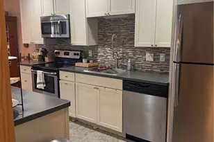 1943 Washington South Dr, Washington Twp, OH 45458 - Photo 10