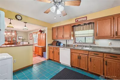 203 N Bickett Road, Xenia Twp, OH 45385 - Photo 8