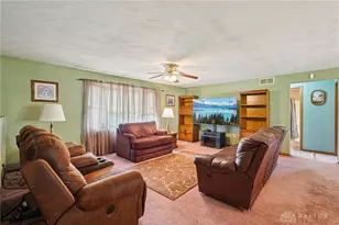 203 N Bickett Rd, Xenia Twp, OH 45385 - Photo 4