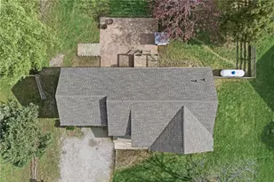 8747 Waynes Way, Blanchester, OH 45107 - Photo 36