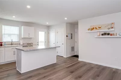 5966 Warm Springs Drive, Middletown, OH 45042 - Photo 6