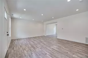 4253 Pleasant View Ave, Dayton, OH 45420 - Photo 8