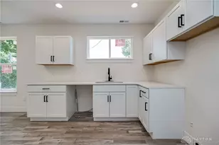 4253 Pleasant View Ave, Dayton, OH 45420 - Photo 14