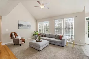 1800 Olde Haley Dr, Centerville, OH 45458 - Photo 2