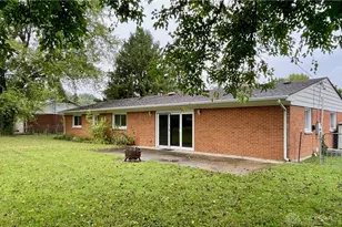 3967 W Barrymore Ln, Beavercreek, OH 45440 - Photo 4