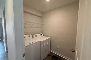 1414 Camden Ln, Xenia, OH 45385 - Photo 10