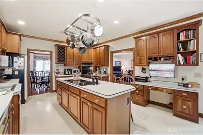 2350 Lostwood Court, Beavercreek Twp, OH 45385 - Photo 24
