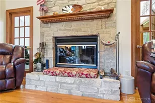 2350 Lostwood Ct, Beavercreek Twp, OH 45385 - Photo 20