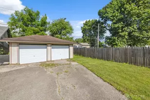 351 N 3rd St, Tipp City, OH 45371 - Photo 34