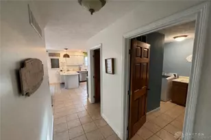 930 Oak Hill Ct, Troy, OH 45373 - Photo 10