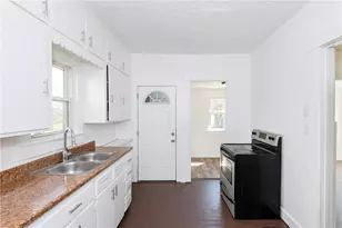 124 S Philadelphia St, Dayton, OH 45403 - Photo 14