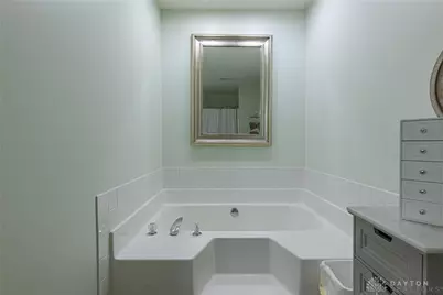 413 Lindell Drive, Germantown, OH 45327 - Photo 22