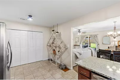 6409 Prairie Creek Court, Huber Heights, OH 45424 - Photo 18