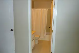 665 Dionne Ct, Washington Twp, OH 45459 - Photo 10