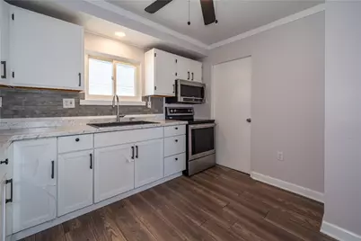 2125 S Smithville Road, Dayton, OH 45420 - Photo 16