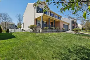165 Meadows Dr, Springboro, OH 45066 - Photo 2