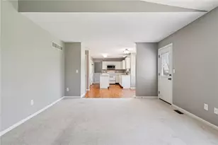 165 Meadows Dr, Springboro, OH 45066 - Photo 16