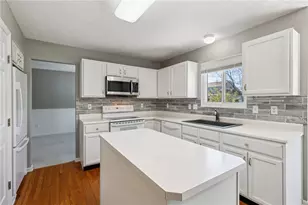 165 Meadows Dr, Springboro, OH 45066 - Photo 24