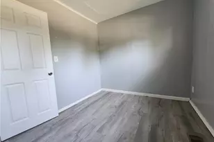 1303 Graystone Dr, Dayton, OH 45417 - Photo 8