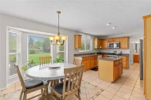 2346 Charleston Way, Beavercreek, OH 45431 - Photo 6