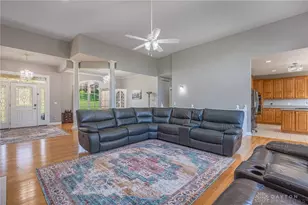 2824 Ash Ridge Dr, Beavercreek, OH 45434 - Photo 6