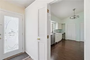 2535 Valdina Dr, Beavercreek, OH 45434 - Photo 10