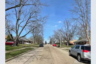 314 Stubbs Drive, Dayton, OH 45426 - Photo 4