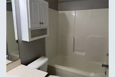 102 Burgundy Drive, Englewood, OH 45322 - Photo 2