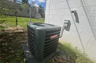 111 W High St, Eaton, OH 45320 - Photo 12