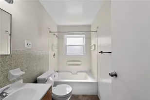 4140 Goldenrod Ct, Trotwood, OH 45416 - Photo 18