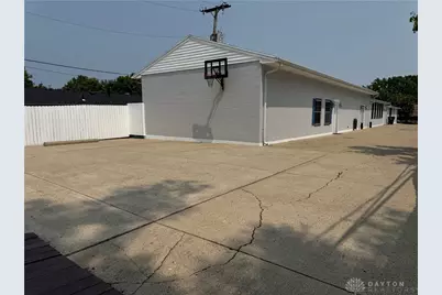 523 Newport, Xenia, OH 45385 - Photo 4