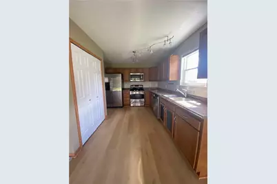 408 Deerwood Drive, Piqua, OH 45356 - Photo 4