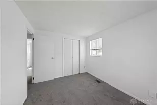 1046 Primrose Dr, West Carrollton, OH 45449 - Photo 16