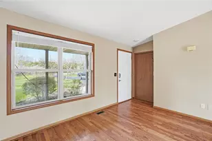 4248 Powell Rd, Huber Heights, OH 45424 - Photo 10