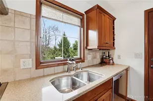 713 Stone Hollow Pl, Bellefontaine, OH 43311 - Photo 16