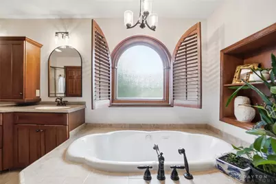 713 Stone Hollow Place, Bellefontaine, OH 43311 - Photo 34