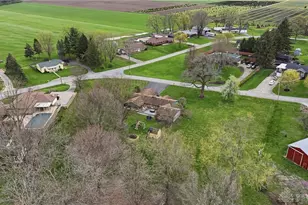 1008 Steven Circle Dr, New Carlisle, OH 45344 - Photo 6