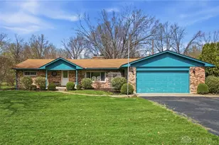 1008 Steven Circle Dr, New Carlisle, OH 45344 - Photo 4