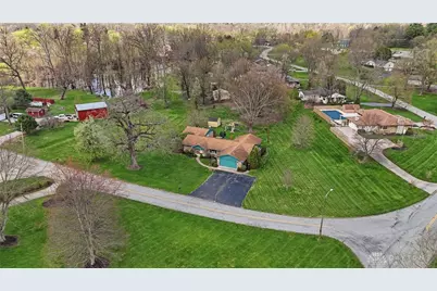 1008 Steven Circle Drive, New Carlisle, OH 45344 - Photo 2