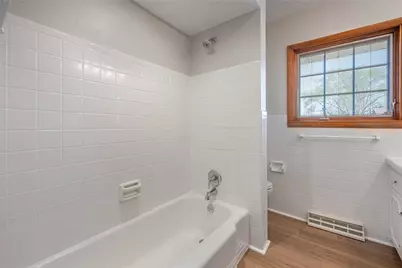 804 Lovetta Drive, Kettering, OH 45429 - Photo 18