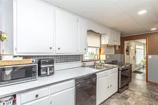 1411 Plum St, Piqua, OH 45356 - Photo 6