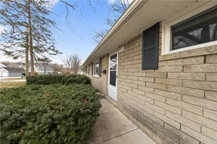 110 Elmwood Dr, Springboro, OH 45066 - Photo 4