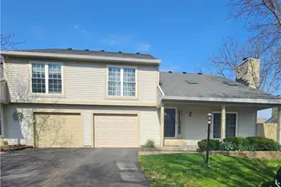 1060 Foxshire Pl, Dayton, OH 45458 - Photo 1
