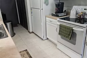 1060 Foxshire Pl, Dayton, OH 45458 - Photo 16