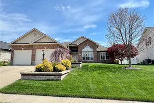 6416 Churchill Downs Pl, Huber Heights, OH 45424 - Photo 2