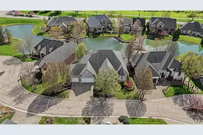 2639 Britannia Court, Beavercreek Twp, OH 45385 - Photo 2