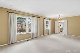 9964 Hummingbird Way, Dayton, OH 45458 - Photo 10