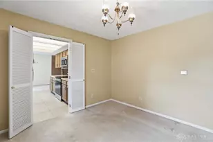 9964 Hummingbird Way, Dayton, OH 45458 - Photo 12