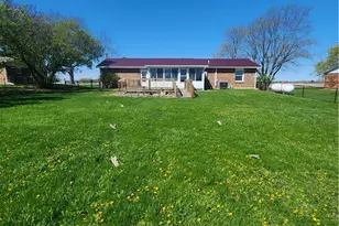 1262 Surface Rd, Eaton, OH 45320 - Photo 4