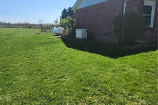 1262 Surface Rd, Eaton, OH 45320 - Photo 6